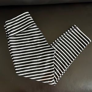 Athleta leggings CAPRI XS